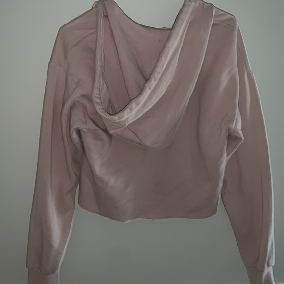 Pale pink hooded, cropped sweater. - Picture 2 of 2